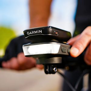RAVEMEN FR1500 USB-C bike light for Garmin bike computer